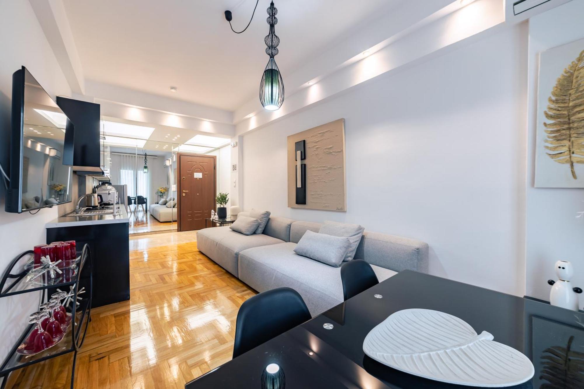Apartment In Glyfada Center Афины Экстерьер фото